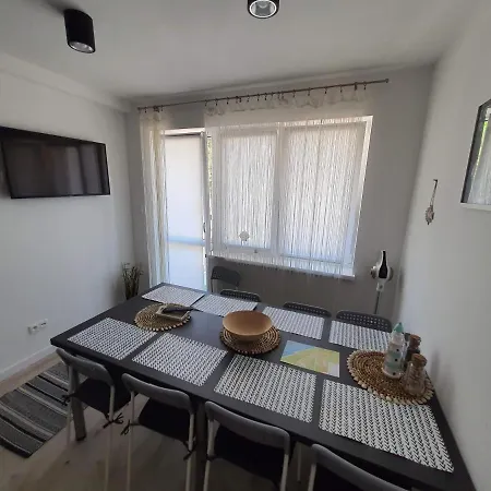 Port Royal Debina * Debina (Ustka)