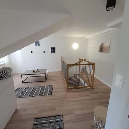 Port Royal Debina * Debina (Ustka)