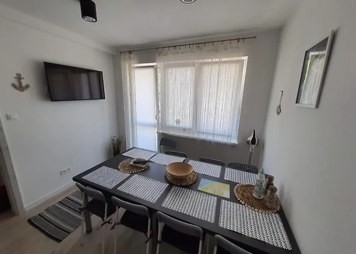 Port Royal Debina * Debina (Ustka)