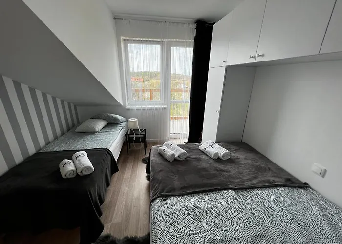 Port Royal Debina * Debina (Ustka)