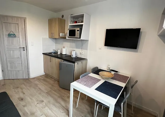 Port Royal Debina * Debina (Ustka)